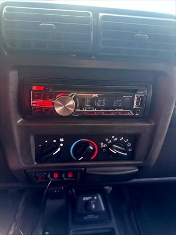 used 2002 Jeep Wrangler car, priced at $10,870
