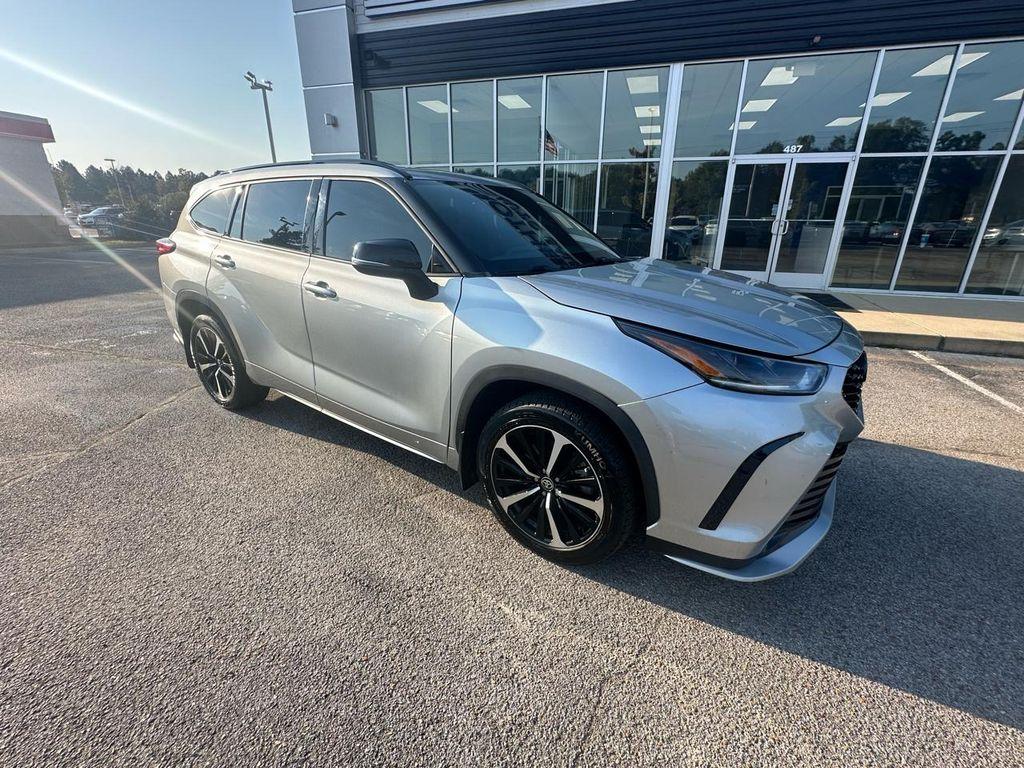 used 2021 Toyota Highlander car, priced at $37,870