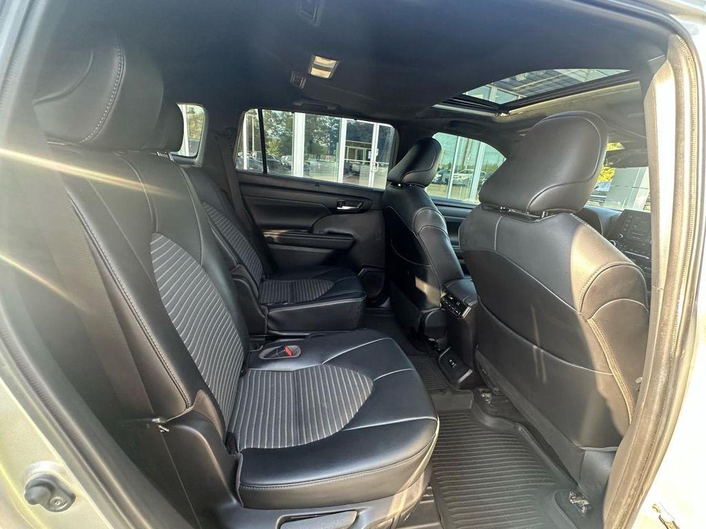 used 2021 Toyota Highlander car, priced at $37,870
