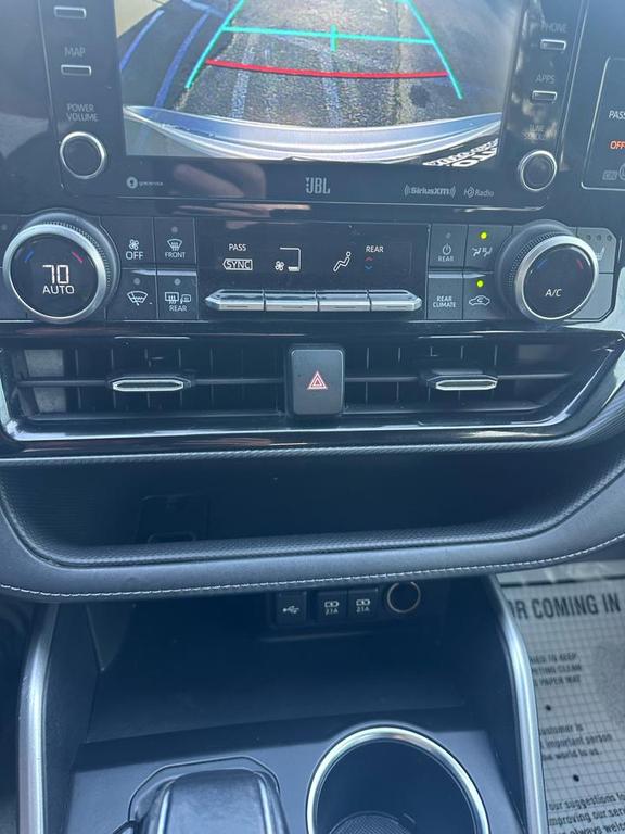 used 2021 Toyota Highlander car, priced at $37,870