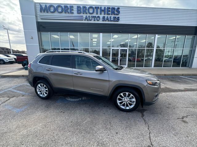 used 2019 Jeep Cherokee car