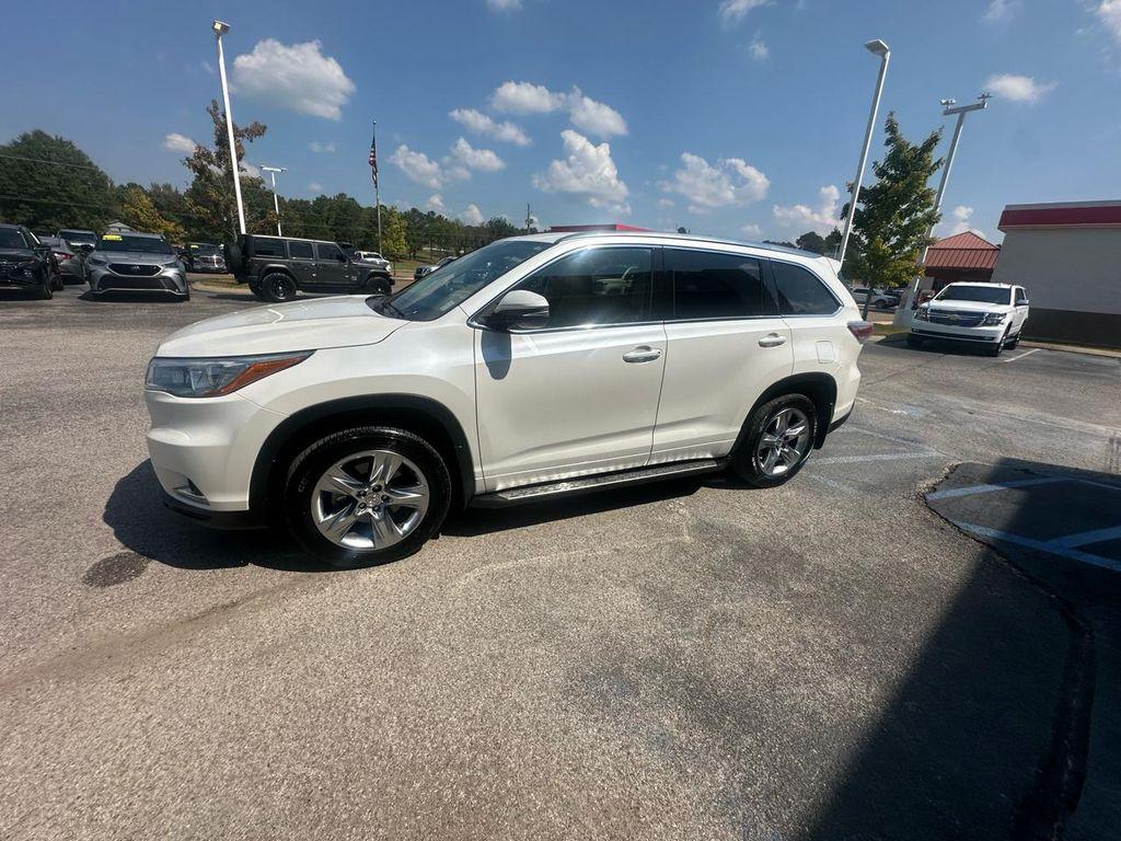 used 2014 Toyota Highlander car, priced at $19,870