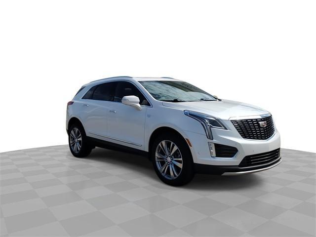 used 2023 Cadillac XT5 car, priced at $37,984