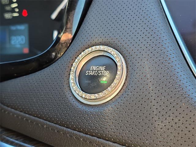 used 2019 Cadillac XT5 car, priced at $21,605