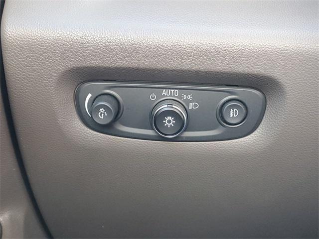 used 2019 Chevrolet Traverse car, priced at $19,208