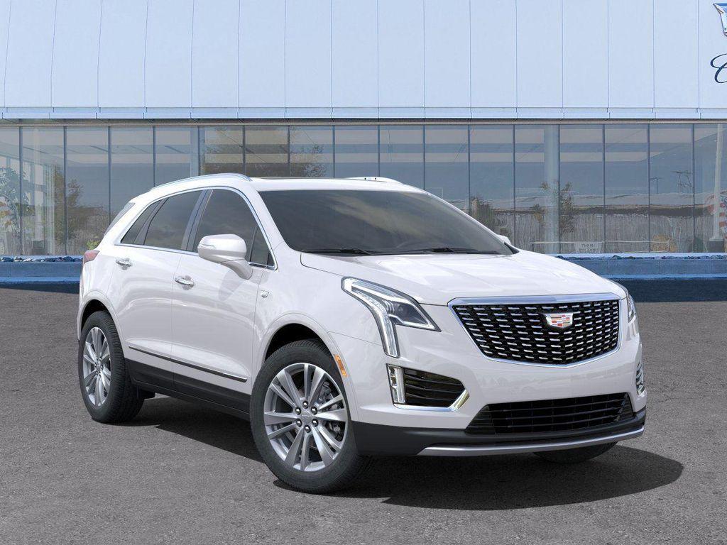 new 2025 Cadillac XT5 car, priced at $50,562