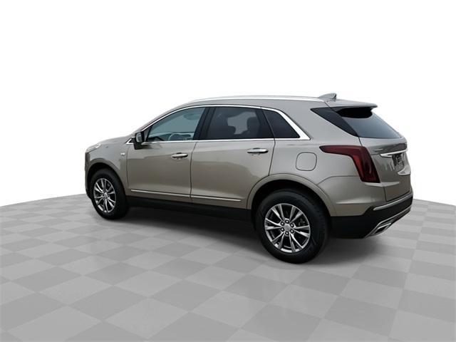 used 2022 Cadillac XT5 car, priced at $30,528