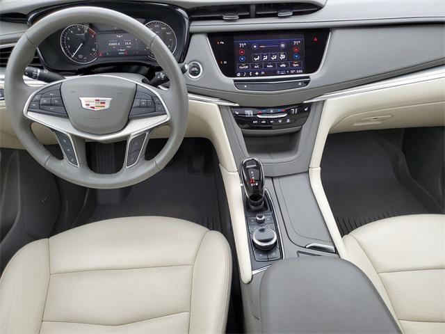 used 2022 Cadillac XT5 car, priced at $30,528
