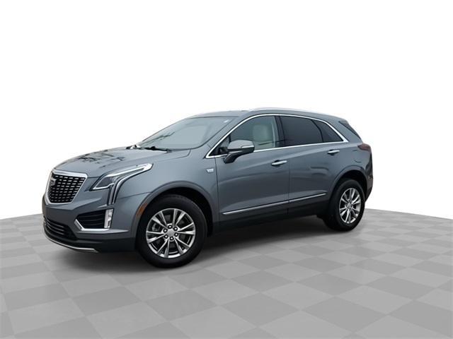 used 2022 Cadillac XT5 car, priced at $32,357