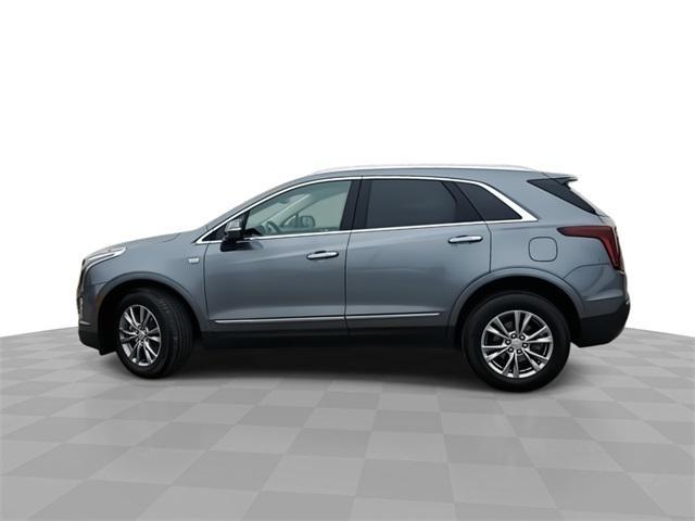 used 2022 Cadillac XT5 car, priced at $32,357