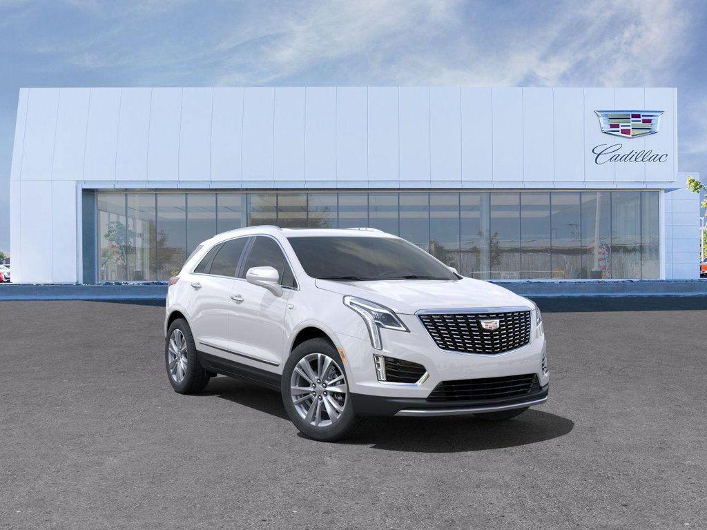 new 2025 Cadillac XT5 car, priced at $50,562