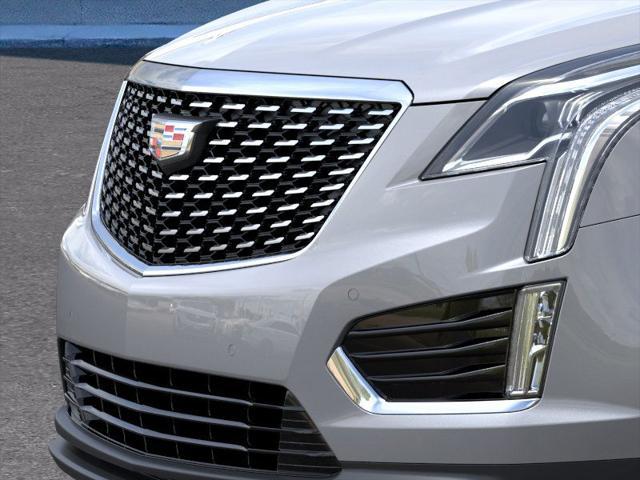 new 2025 Cadillac XT5 car, priced at $43,818