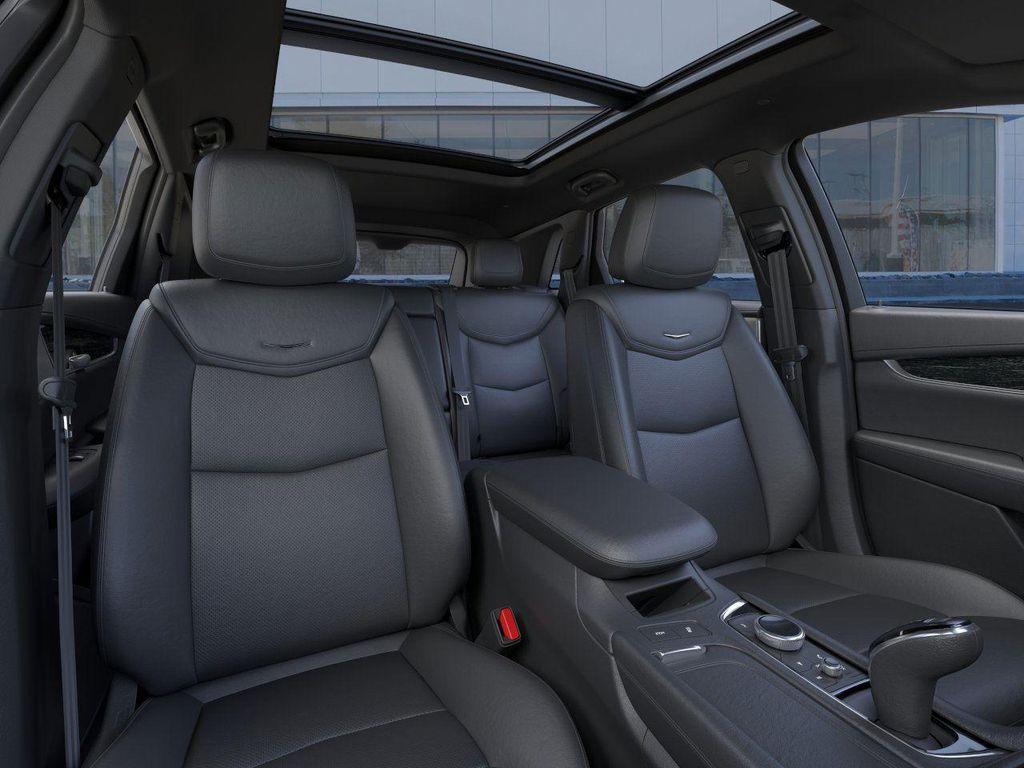 new 2025 Cadillac XT5 car, priced at $49,503