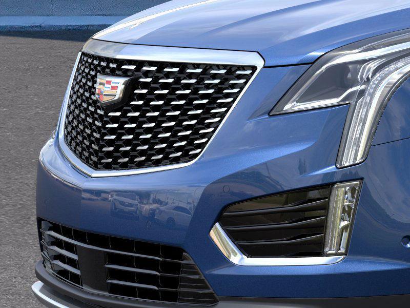 new 2025 Cadillac XT5 car, priced at $53,048