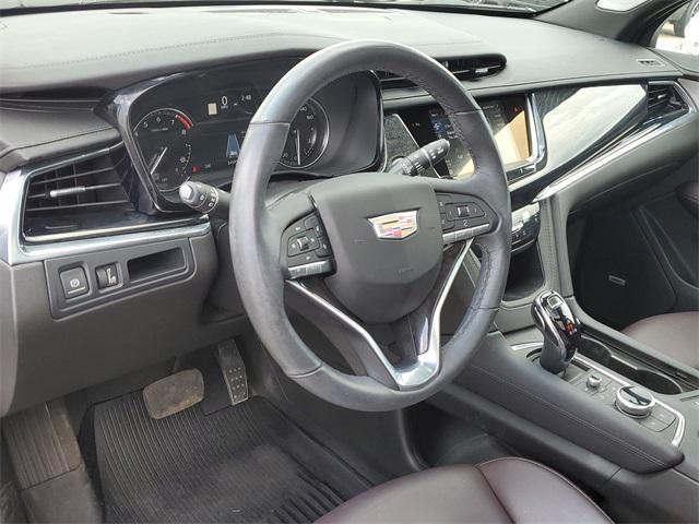 used 2023 Cadillac XT6 car, priced at $34,905