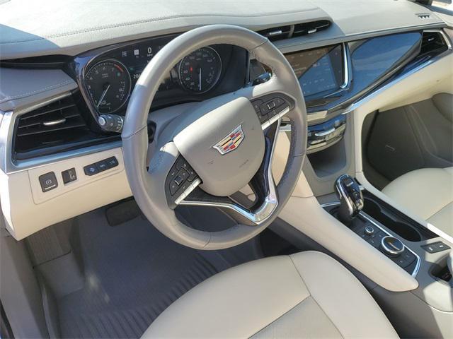 used 2023 Cadillac XT6 car, priced at $43,933