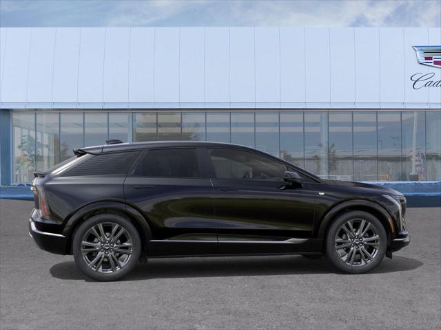 new 2025 Cadillac OPTIQ car, priced at $55,595