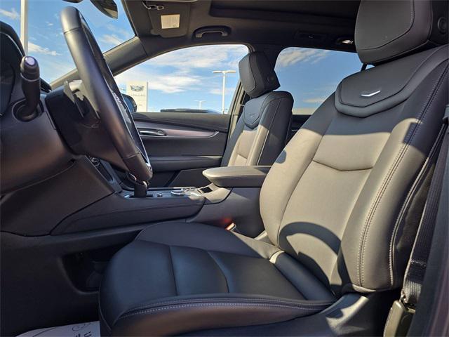 used 2024 Cadillac XT6 car, priced at $38,964
