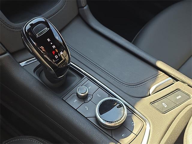 used 2024 Cadillac XT6 car, priced at $38,964