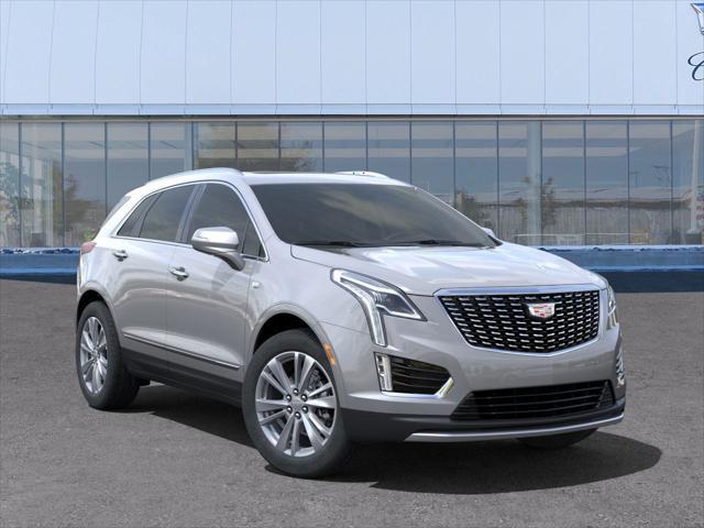 new 2025 Cadillac XT5 car, priced at $50,723