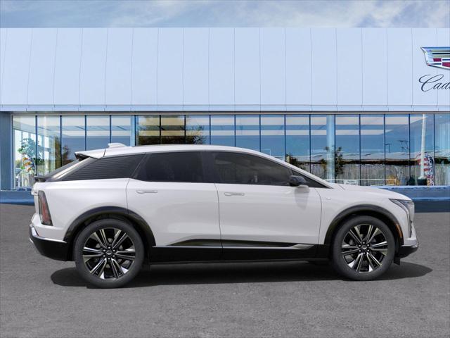 new 2025 Cadillac OPTIQ car, priced at $58,890