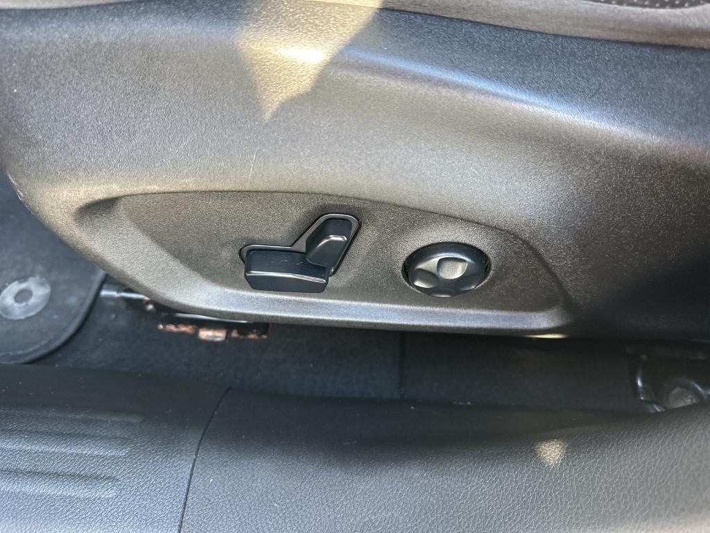 used 2019 Jeep Renegade car, priced at $16,679