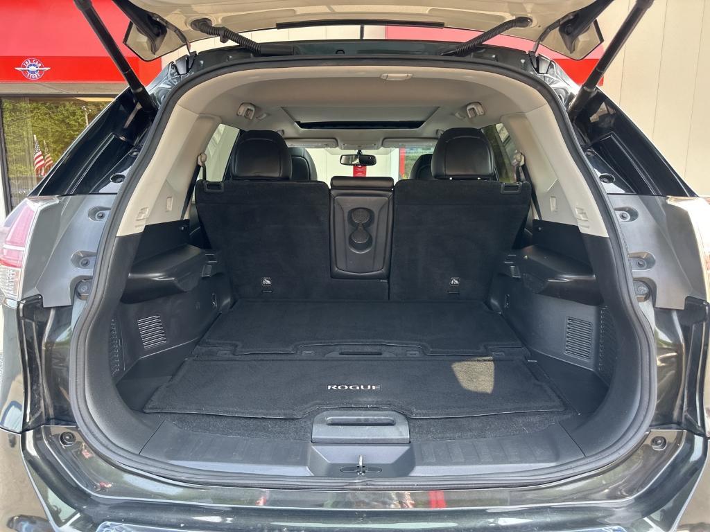 used 2016 Nissan Rogue car