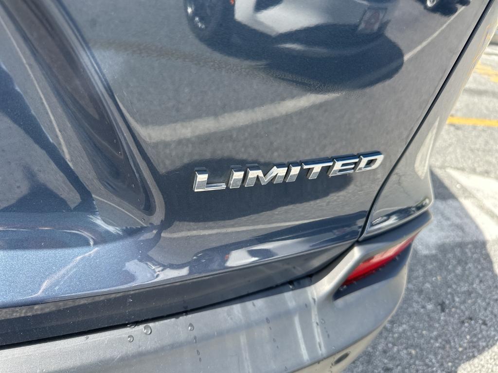 used 2020 Jeep Cherokee car, priced at $17,979