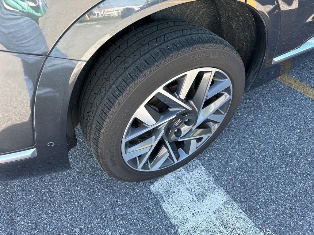used 2022 Hyundai Santa Fe car, priced at $32,979