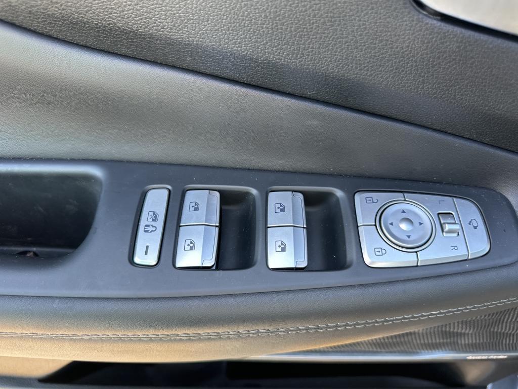 used 2022 Hyundai Santa Fe car, priced at $32,979