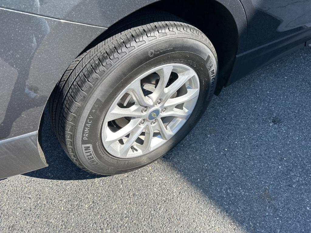used 2021 Chevrolet Equinox car, priced at $22,991
