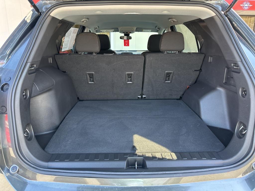 used 2021 Chevrolet Equinox car, priced at $22,991