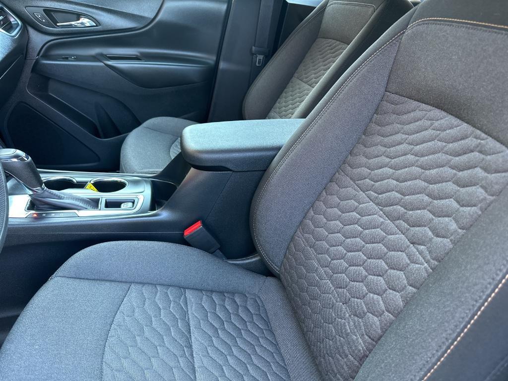 used 2021 Chevrolet Equinox car, priced at $22,991