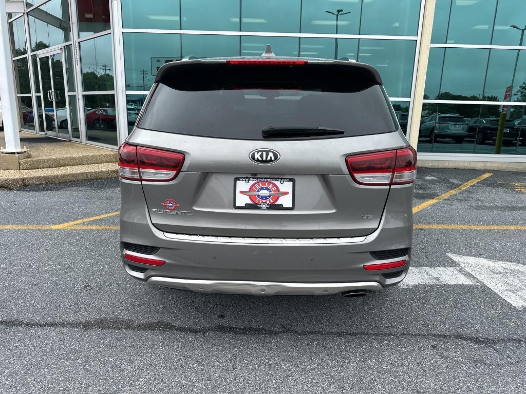 used 2018 Kia Sorento car, priced at $24,779