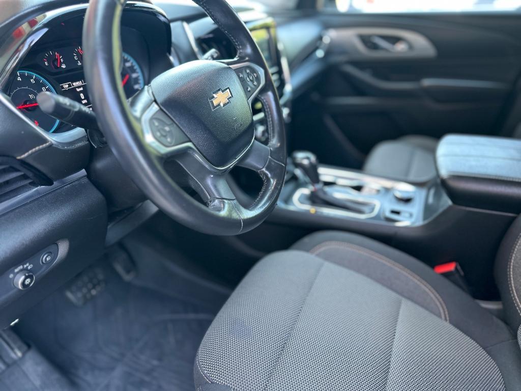 used 2018 Chevrolet Traverse car, priced at $17,991