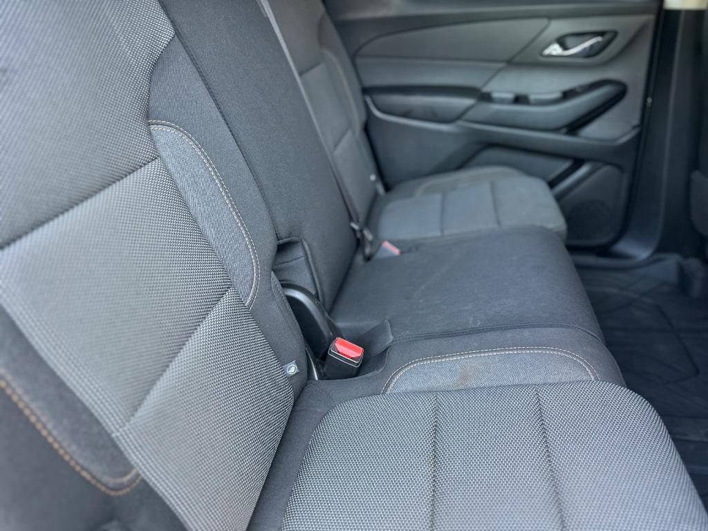 used 2018 Chevrolet Traverse car, priced at $17,991