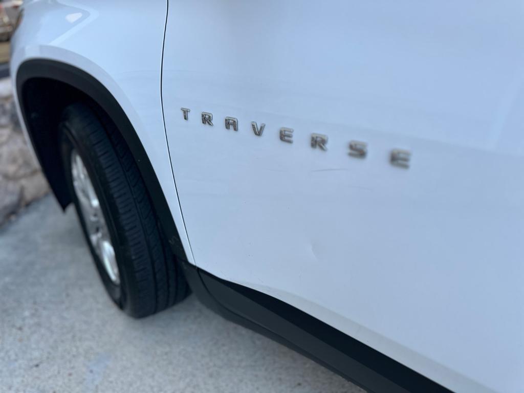 used 2018 Chevrolet Traverse car, priced at $17,991
