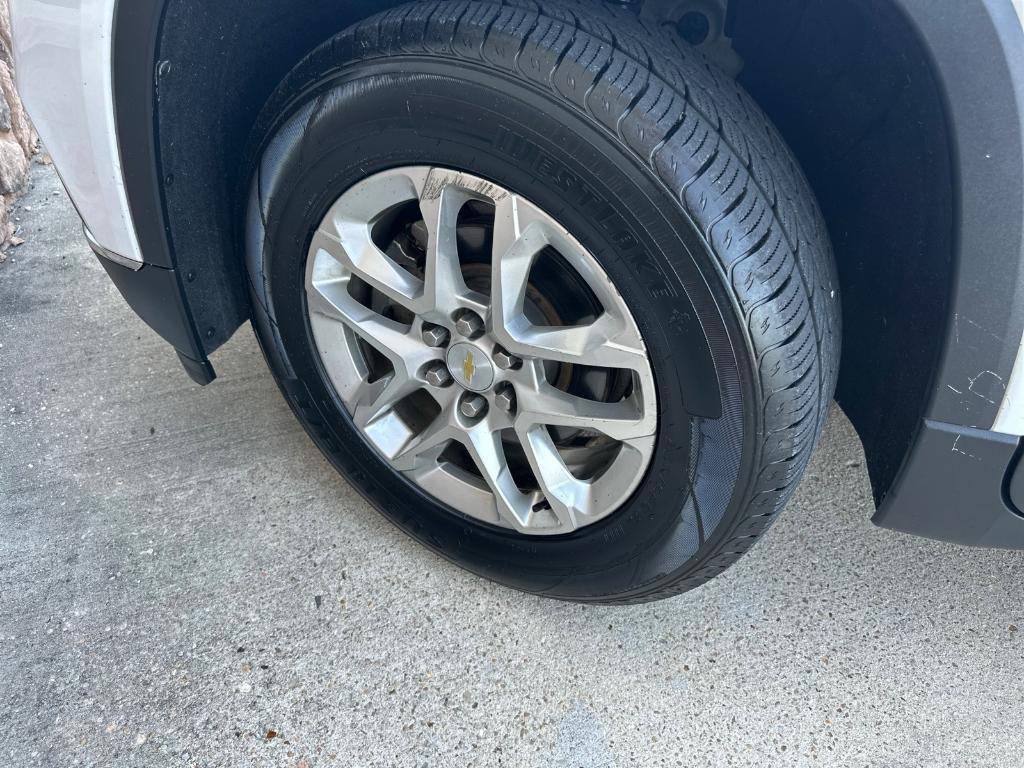used 2018 Chevrolet Traverse car, priced at $17,991