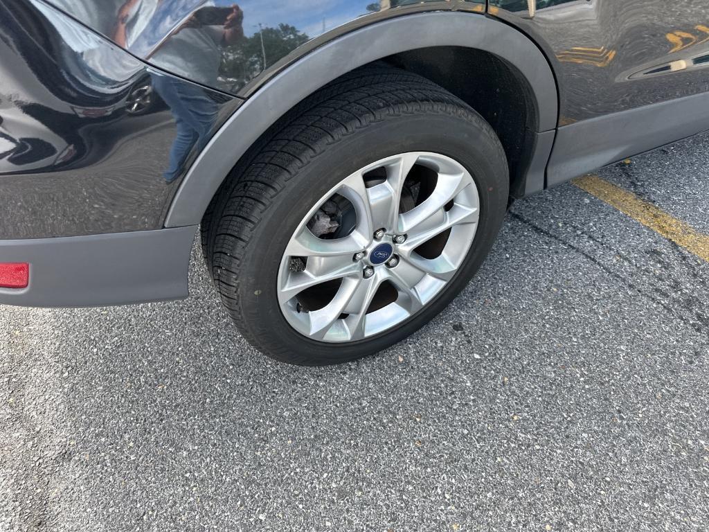 used 2014 Ford Escape car, priced at $12,879