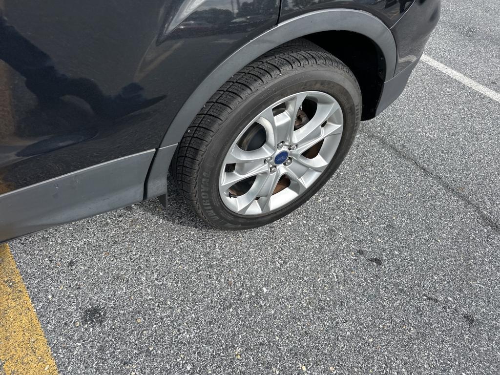 used 2014 Ford Escape car, priced at $12,879
