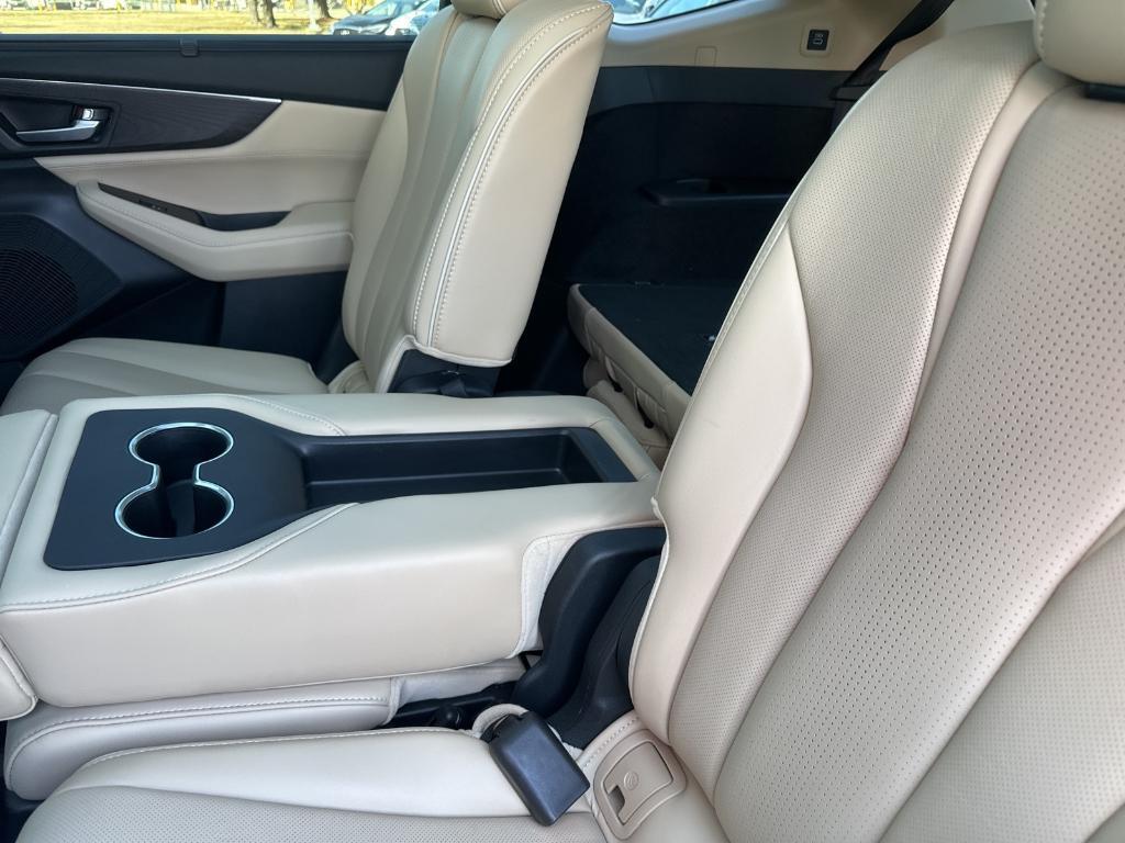 used 2022 Acura MDX car, priced at $41,979