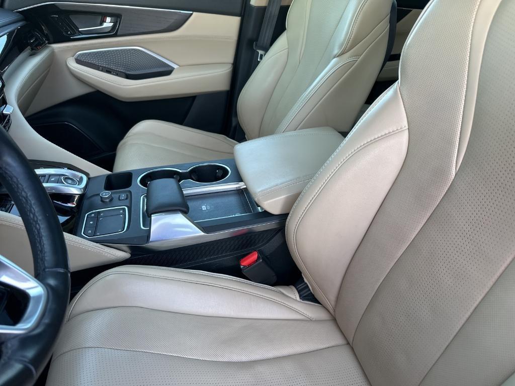 used 2022 Acura MDX car, priced at $41,979