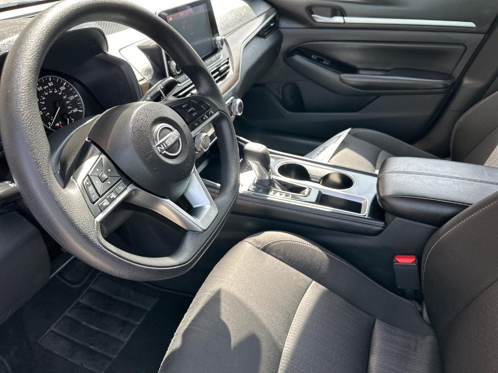 used 2023 Nissan Altima car