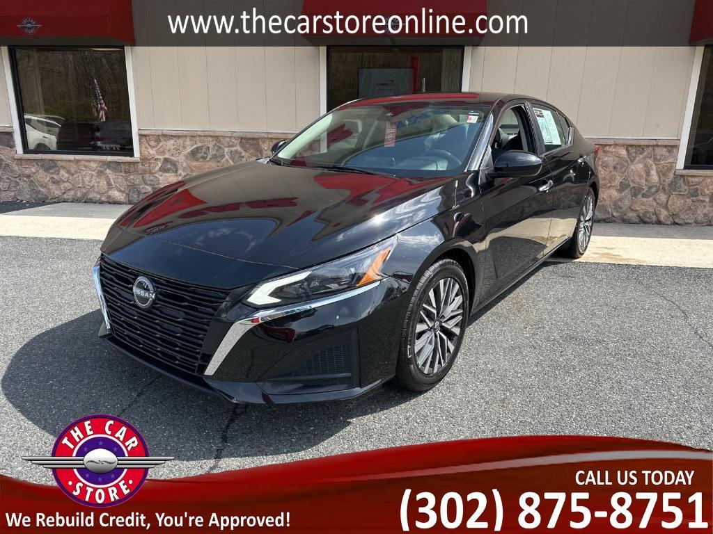 used 2023 Nissan Altima car