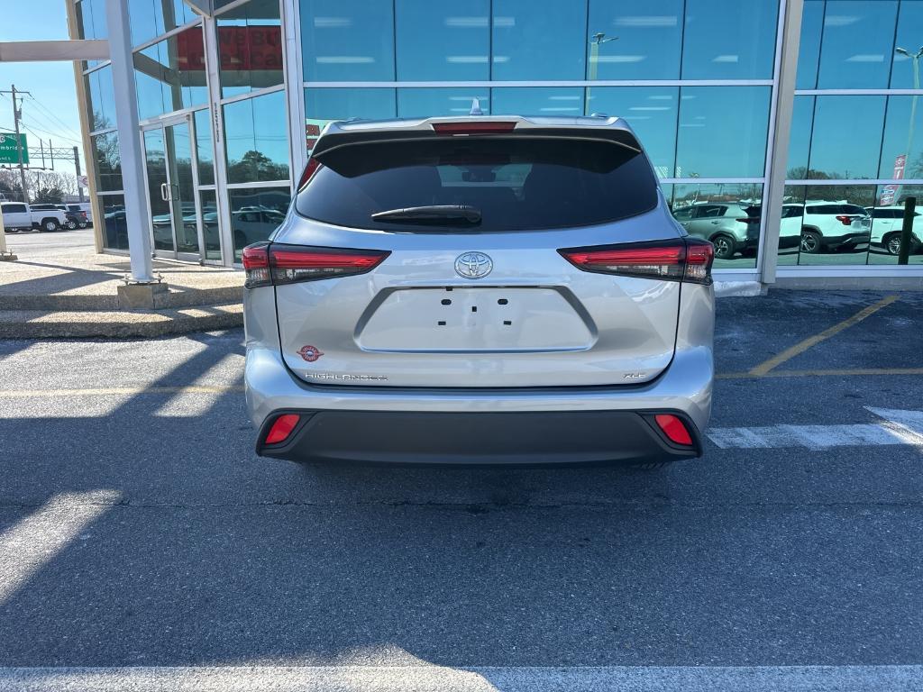 used 2023 Toyota Highlander car, priced at $38,379