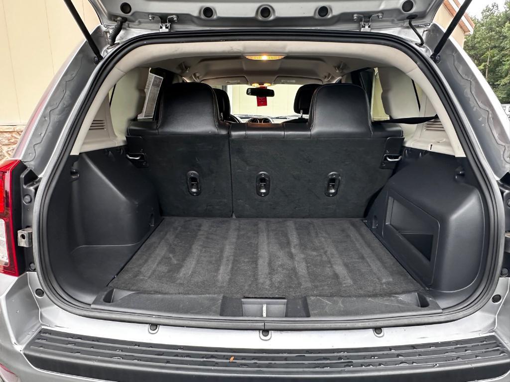 used 2016 Jeep Compass car, priced at $11,991