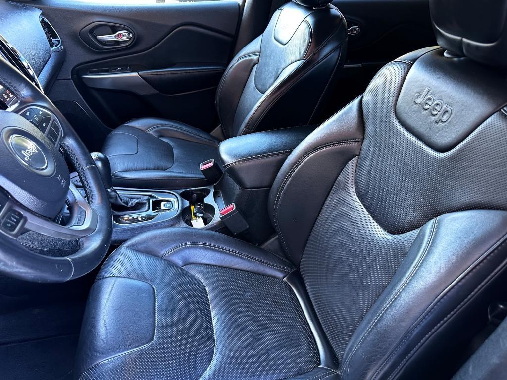 used 2019 Jeep Cherokee car, priced at $18,991