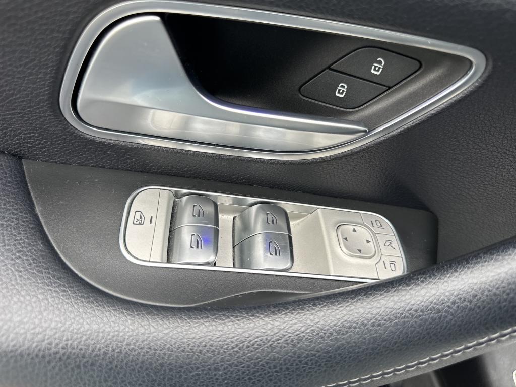 used 2020 Mercedes-Benz GLE 350 car, priced at $34,779