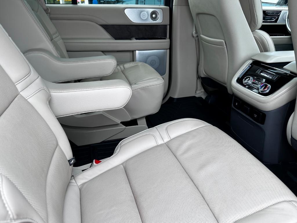 used 2019 Lincoln Navigator car, priced at $37,879