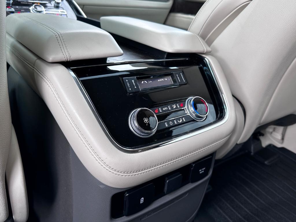 used 2019 Lincoln Navigator car, priced at $37,879